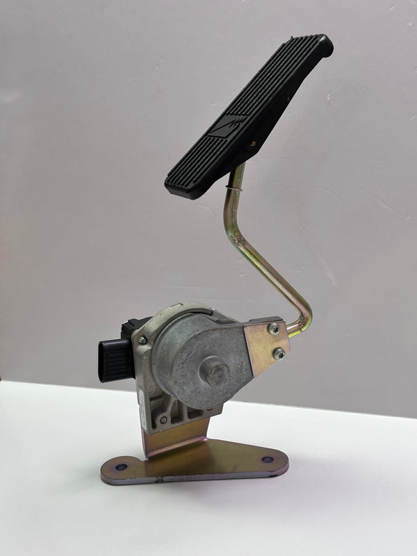 Williams Controls 5241936 Accelerator Throttle Pedal Assembly 2594318C91