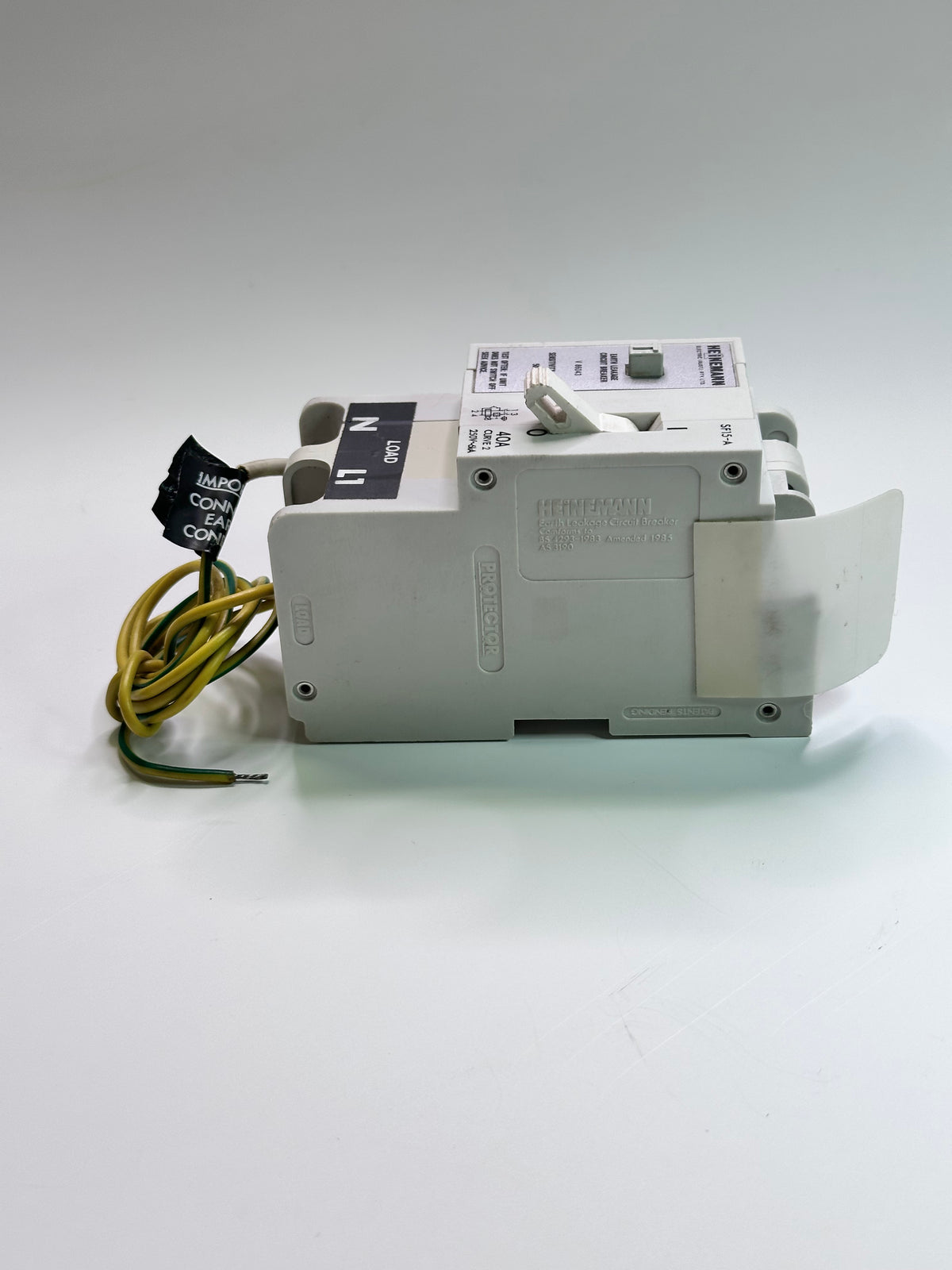 Heinemann SF15A-40 Hydraulic Magnetic Circuit Breaker — 2 Pole, 40A