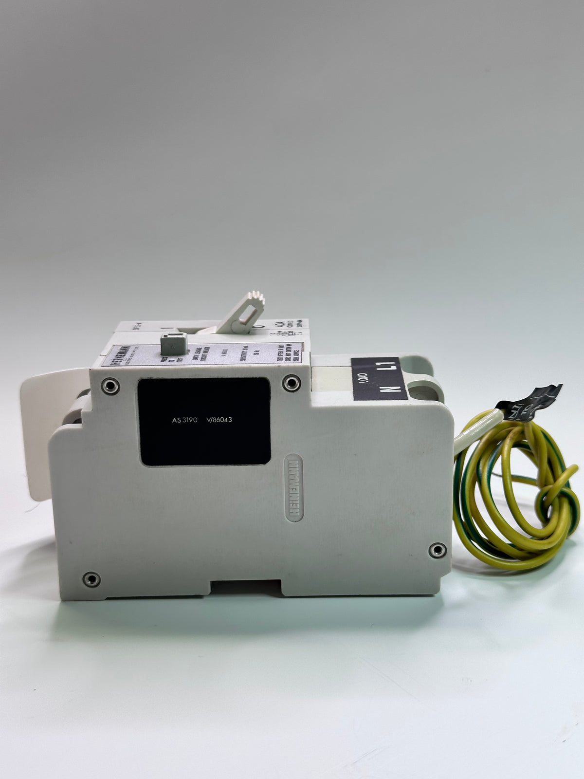 Heinemann SF15A-40 Hydraulic Magnetic Circuit Breaker — 2 Pole, 40A