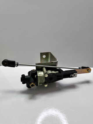 Navistar 3816749C91 Valve, Air Suspension, Leveling H00500NX