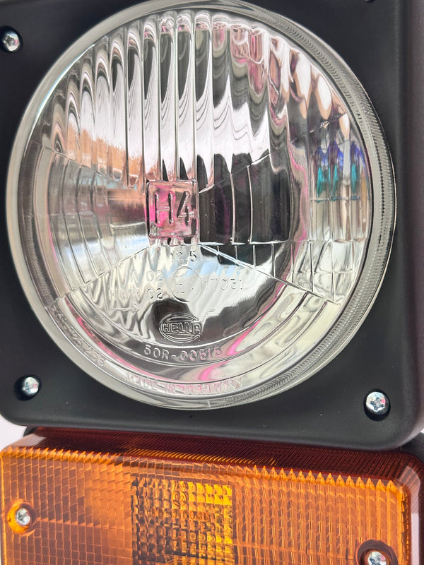 Hella 1001 Combination Headlamp/Turn signal Assembly