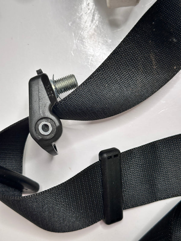 Navistar International 2597700C1 Seat Belt Assembly