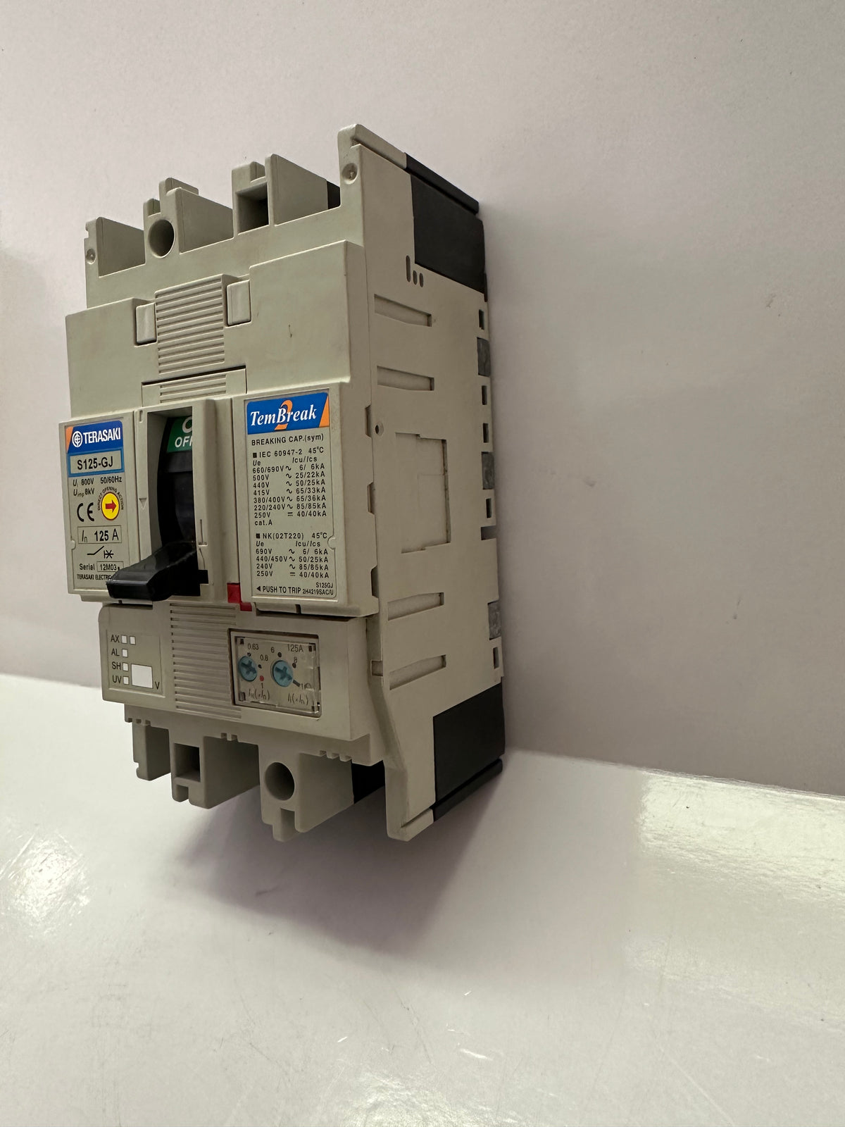 Terasaki S125-GJ 125 A 3-Pole TemBreak 2 MCCB