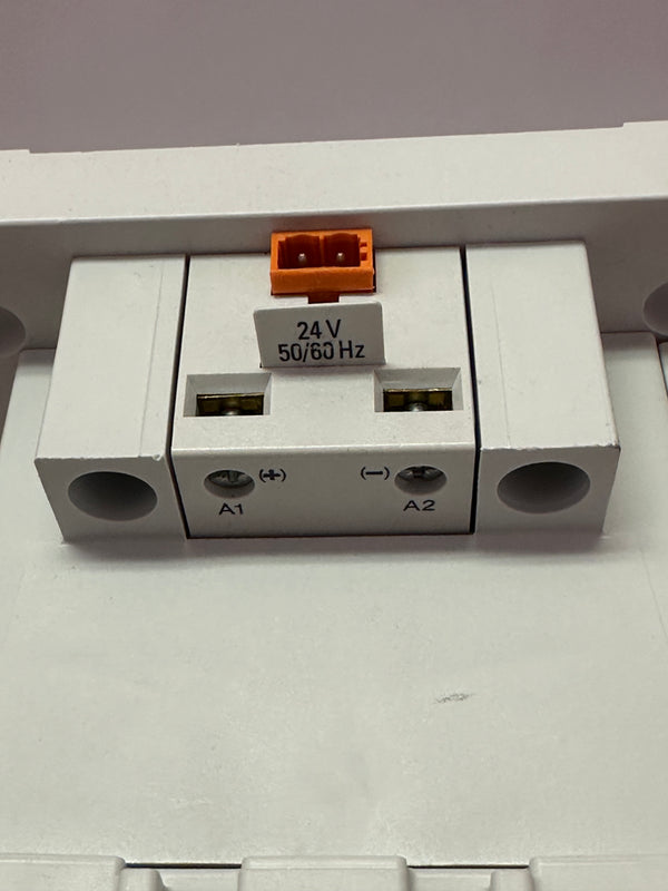 Sprecher + Schuh CA6-110-EI-11-24V Contactor