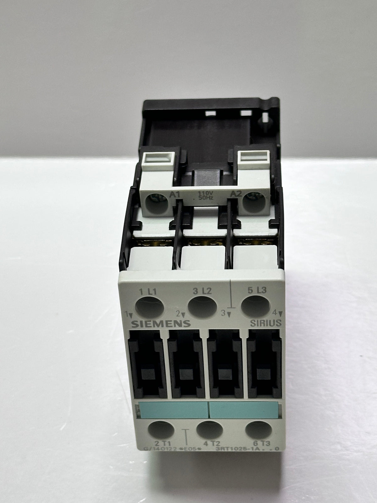 Siemens 3RT1025-1AF00 Power Contactor — 17A, 110V AC Coil