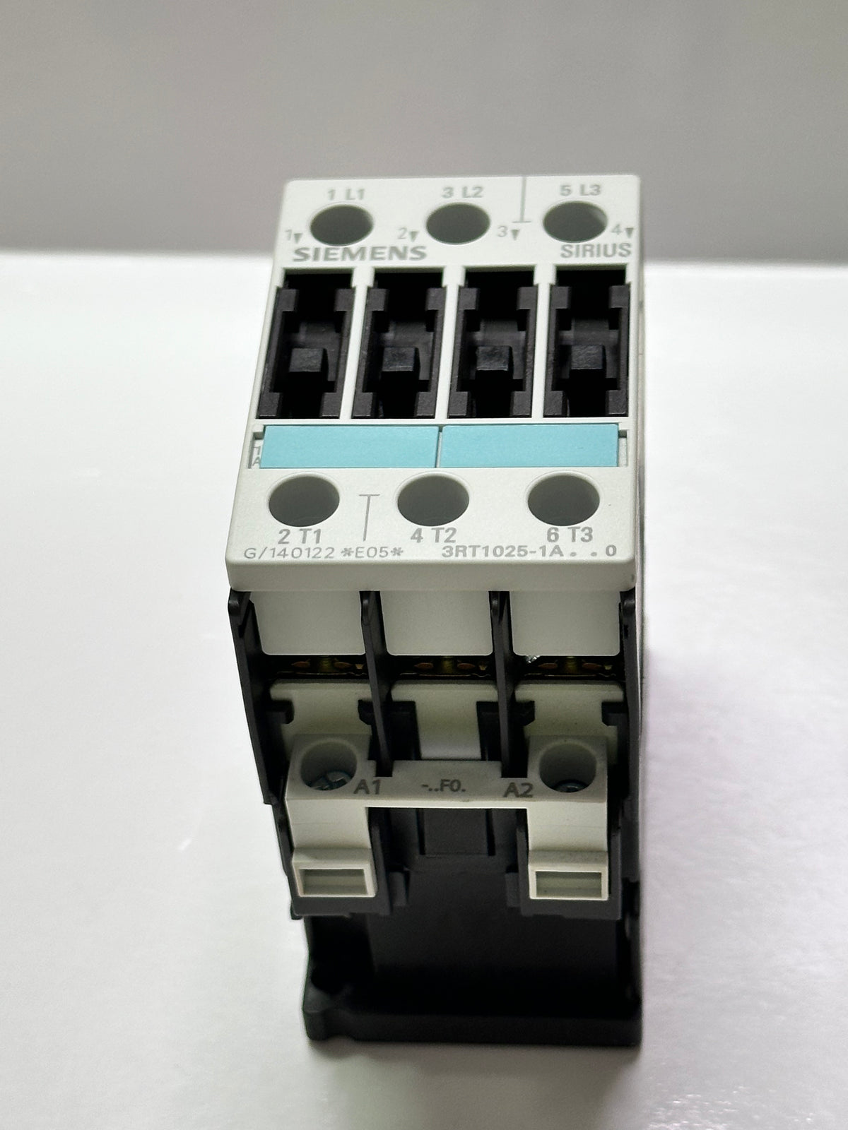Siemens 3RT1025-1AF00 Power Contactor — 17A, 110V AC Coil
