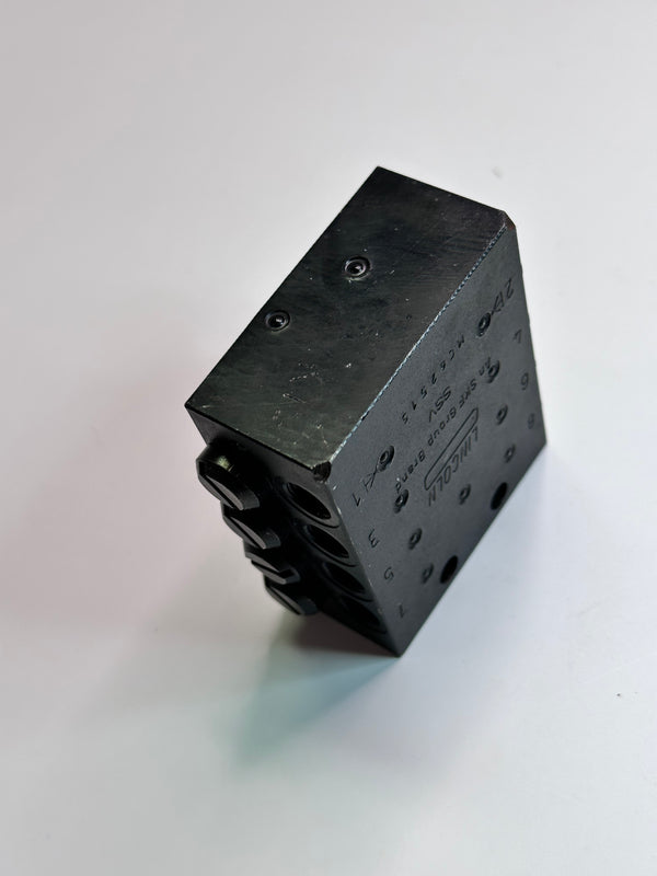 Liebherr 5615893 Progressive Lubricant Distributor, SSV 8, 619-25730-2 L