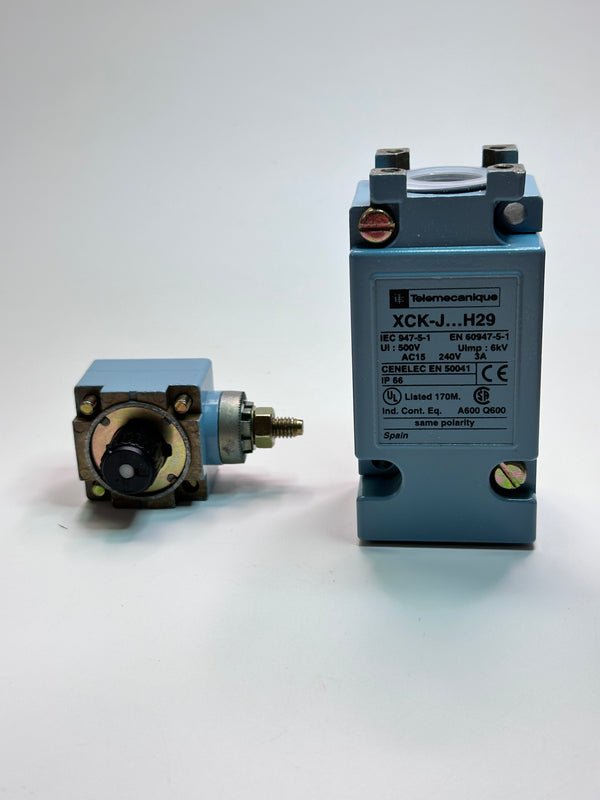 ZCKJ11H29 XC Series Limit Switch 240V, 10A + ZCK E06