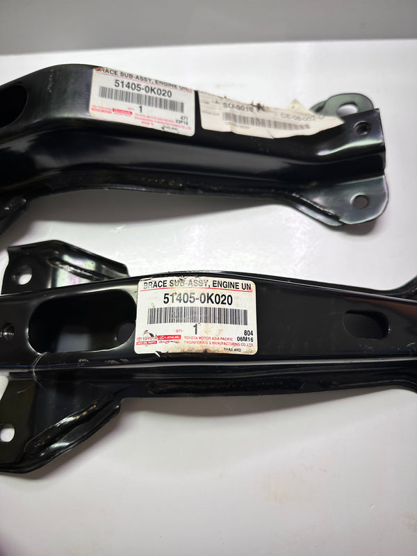 Toyota 51405-0K020 Genuine Front Brace Sub-Assy