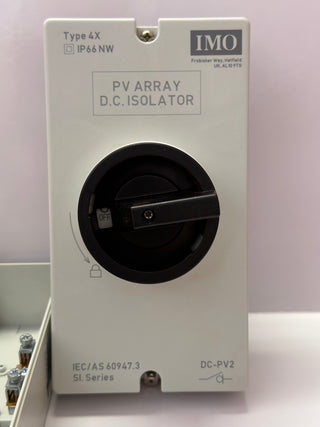 SI32-PEL64R-4T-M25A Enclosed SI DC Solar Isolator Switch with Lockable Rotary Handle