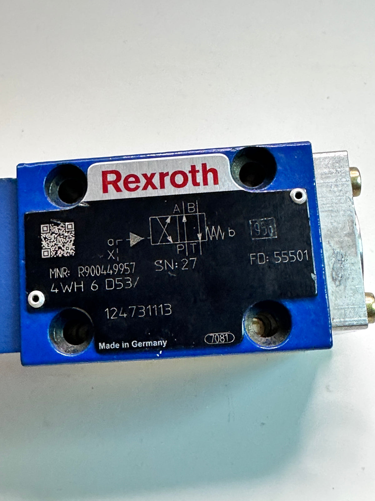 Bosch Rexroth R900449957 Directional Spool Valve – 4WH6D53