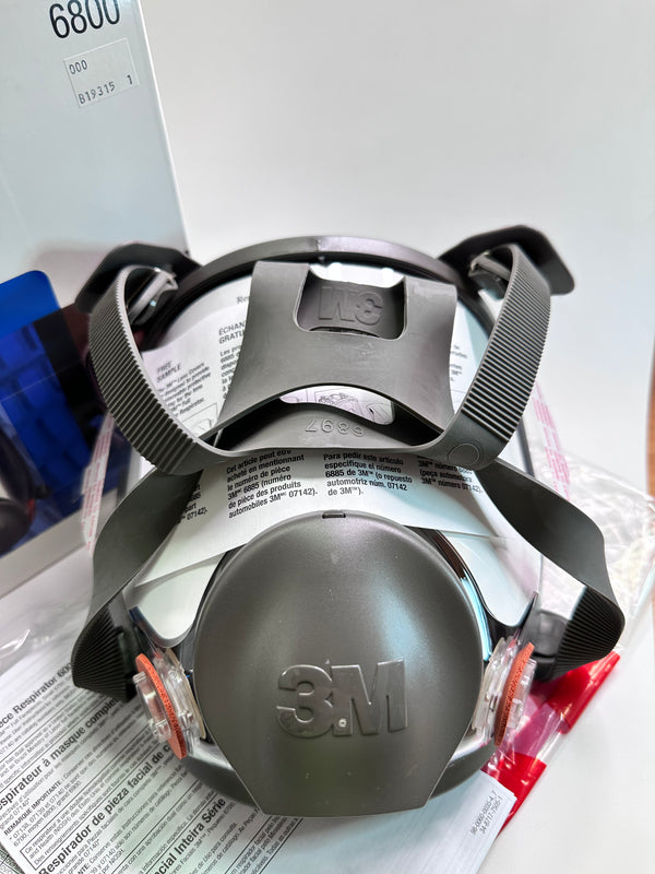 3M 6800 Series Full Facepiece Respirator Mask (Medium)