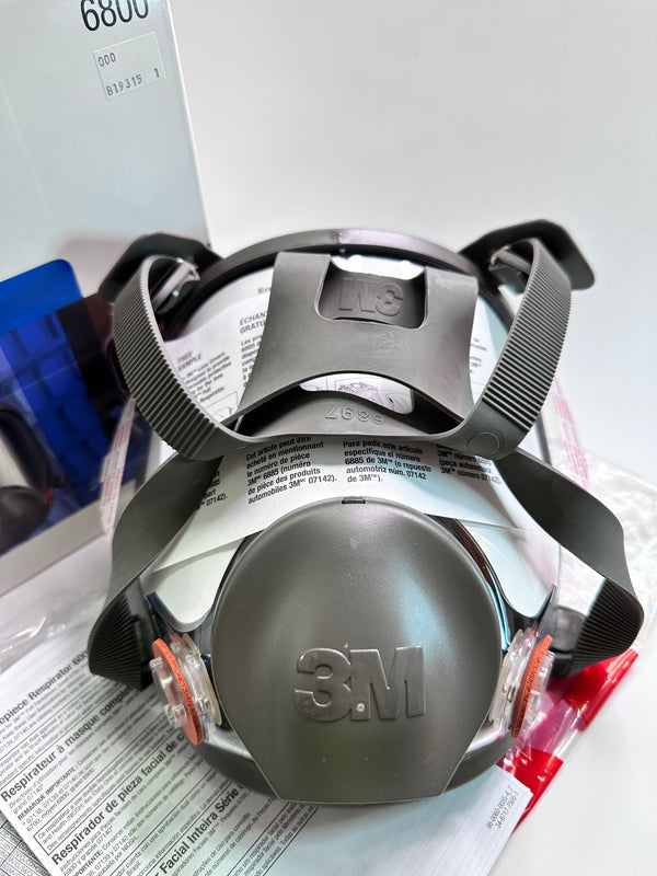 3M 6800 Series Full Facepiece Respirator Mask (Medium)