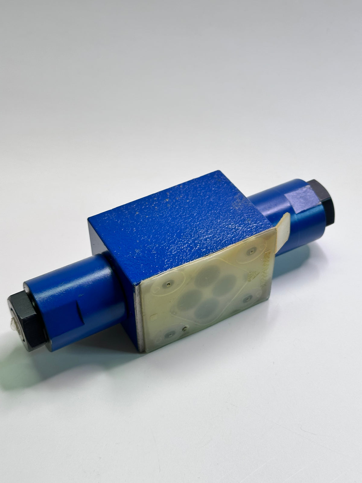 Rexroth R983030833 4WH6 H 6X-IN001 Directional Spool Valve