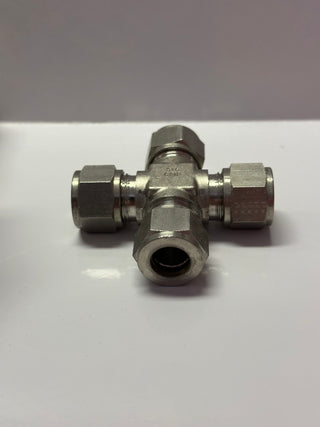 Hoke 8C316 Union Cross Fitting, box of