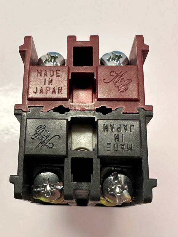 Maruyasu Electric Push Button/Flat Switch (Black) A25PF22B