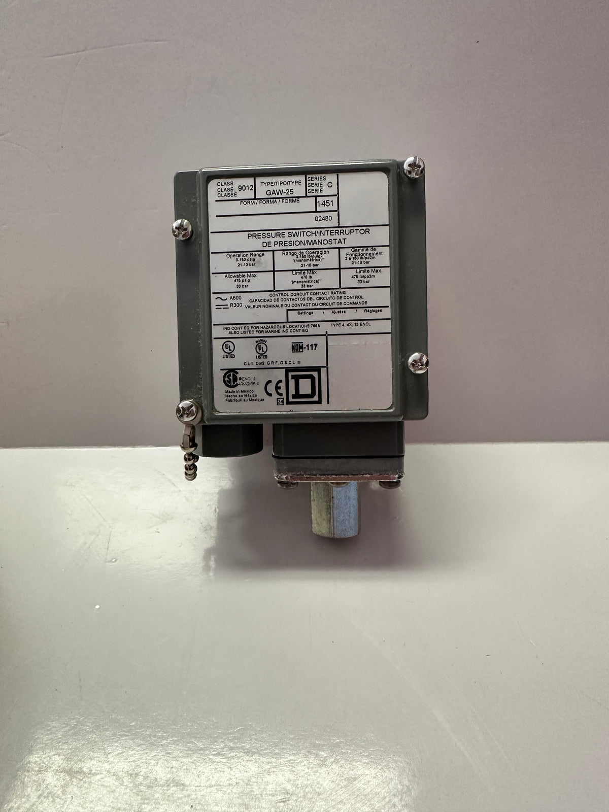 Square D 9012GAW25 Series C Industrial Pressure Switch
