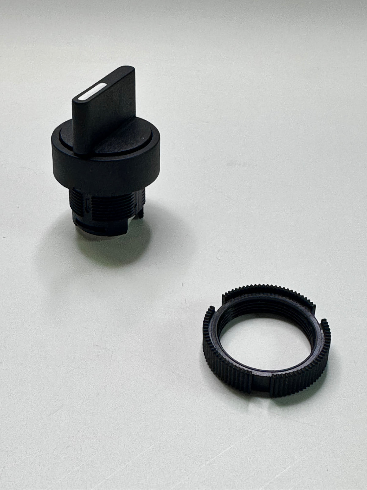 Atlas Copco 554105400 Black 3-Position Latching Selector Switch