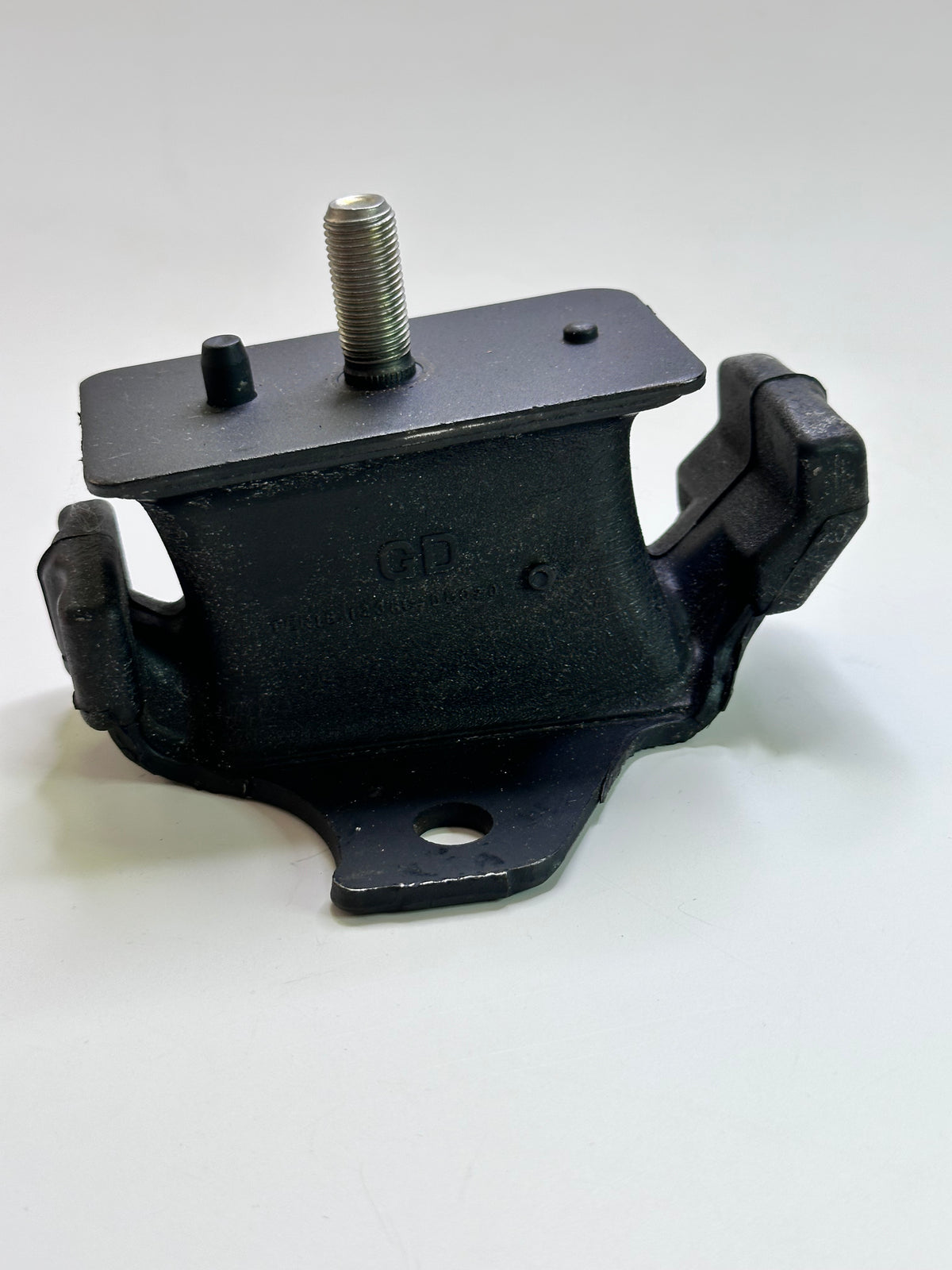Toyota 12361-0L020 Engine Mounting Isolator