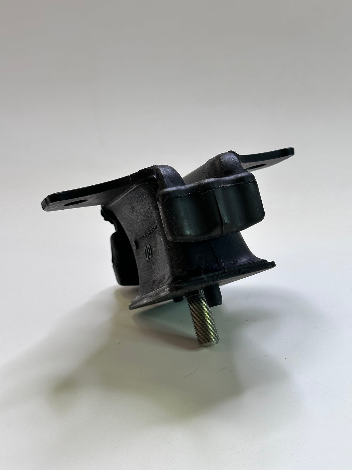 Toyota 12361-0L020 Engine Mounting Isolator