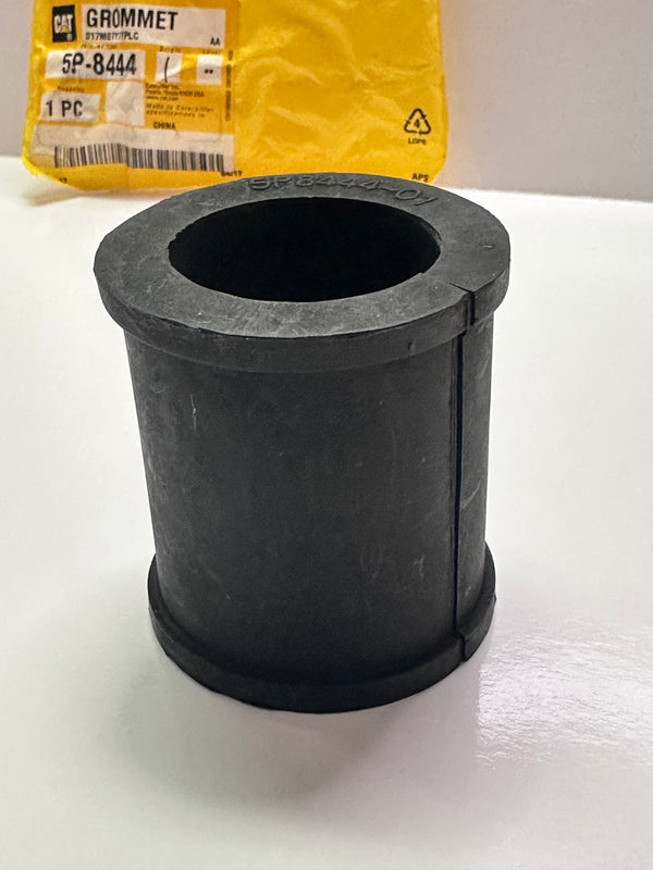 Caterpillar CAT 5P-8444 Dual Flange Symmetrical Grommet, 37mm ID