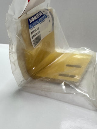 Komatsu XB3033 Bracket
