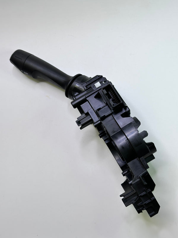 Toyota 84140-0K600 Genuine Hilux Headlight Combination Switch