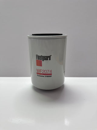 Fleetguard WF2074 Coolant Filter Cummins 3100307