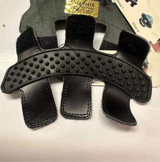 SAFE-MATE SMS601 3 Wing Helmet Grip