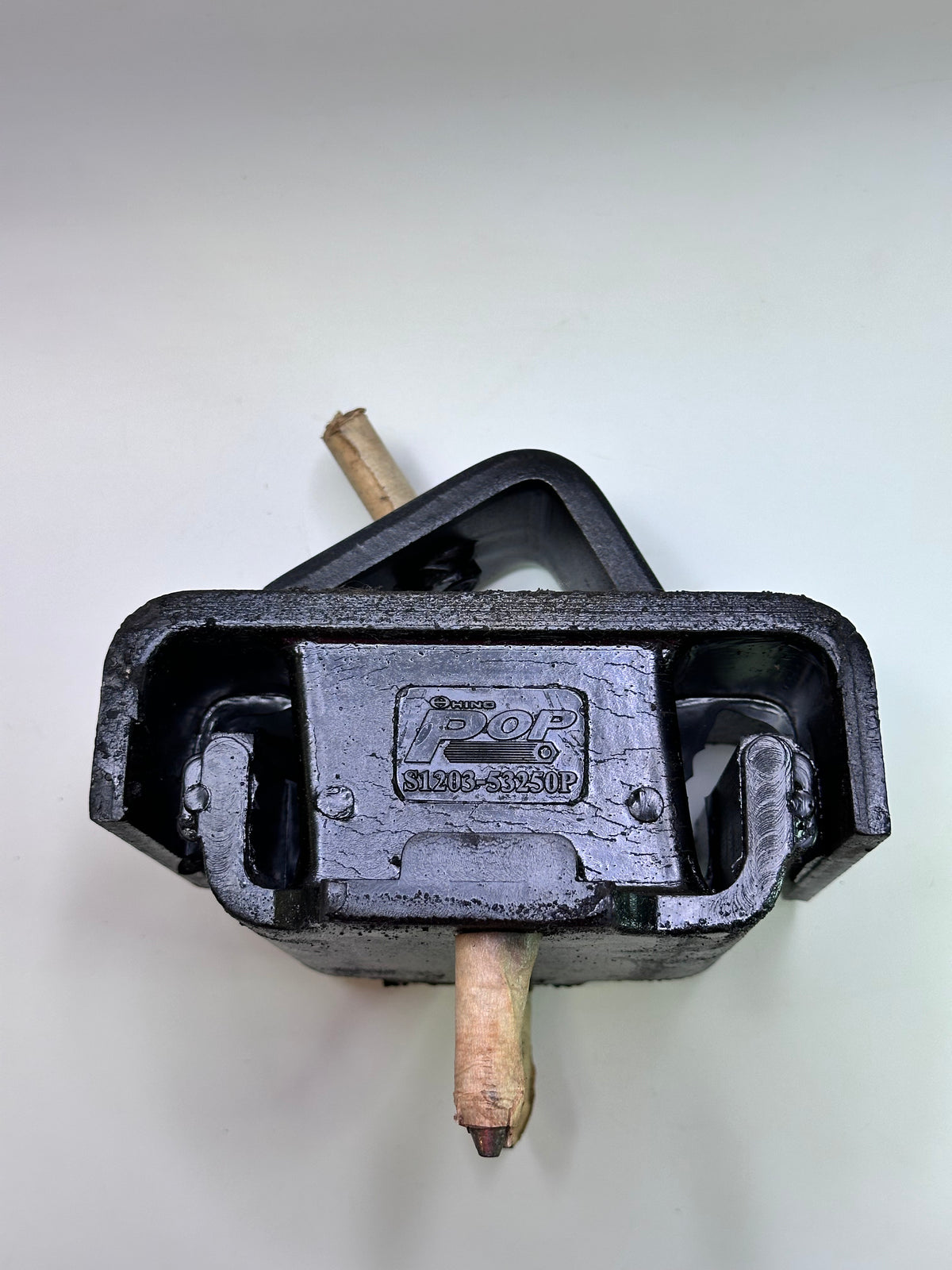 Hino S1203-53250 Genuine Rear Engine Mount
