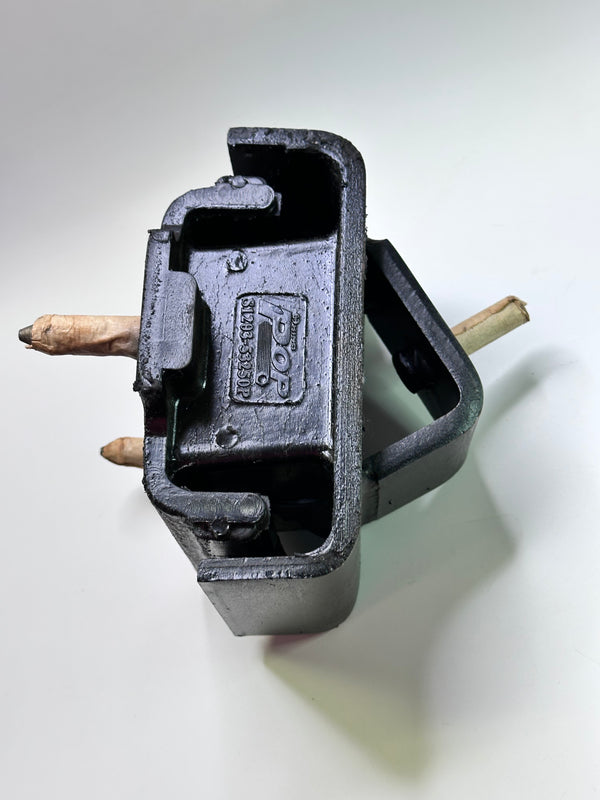 Hino S1203-53250 Genuine Rear Engine Mount