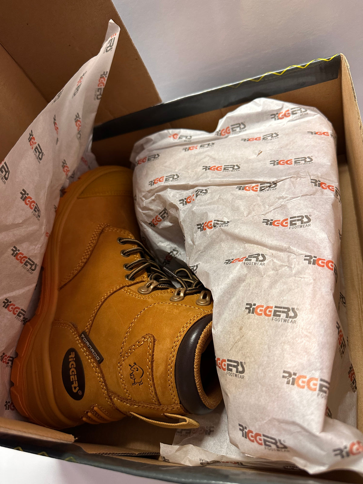 Riggers BRGB11S Tornado Lace-Up Safety Boots — AU 6.5