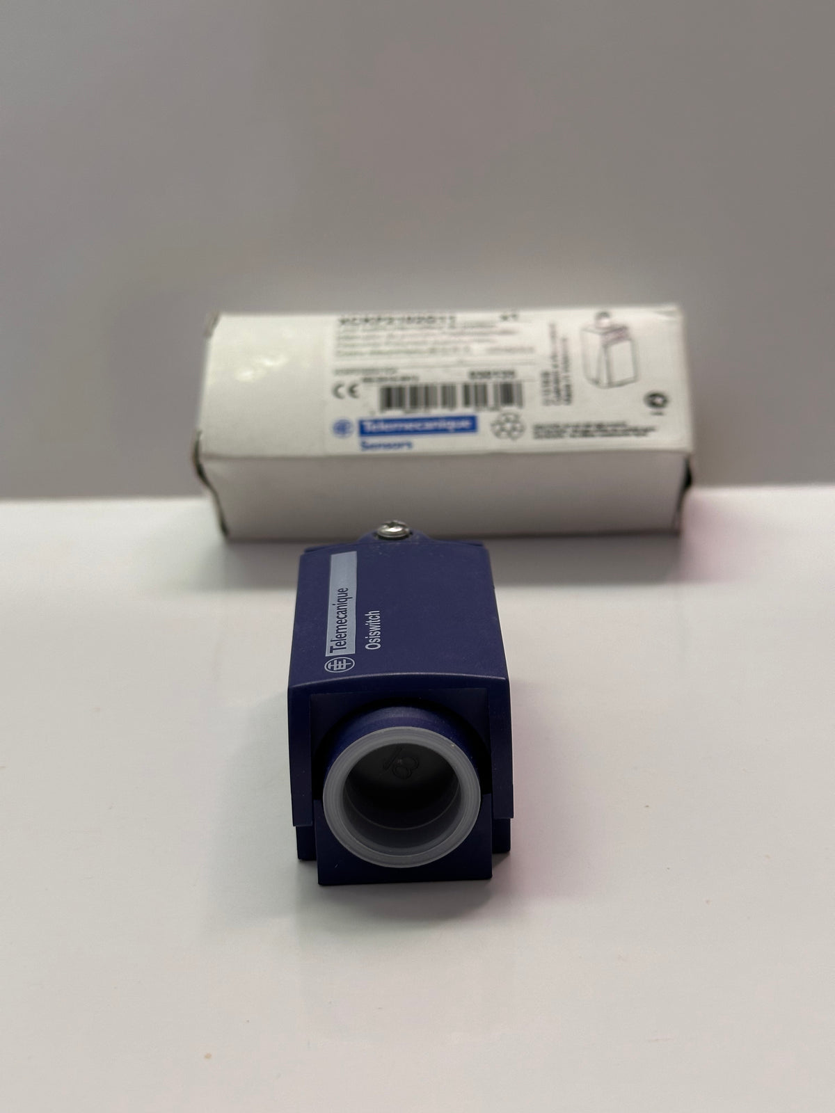 Telemecanique XCKP2102G11 Limit Switch XC Standard