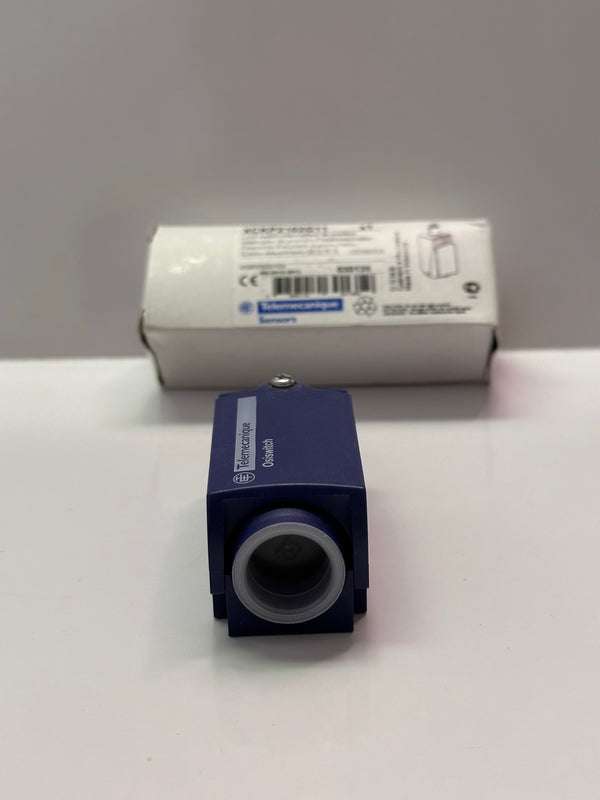 Telemecanique XCKP2102G11 Limit Switch XC Standard