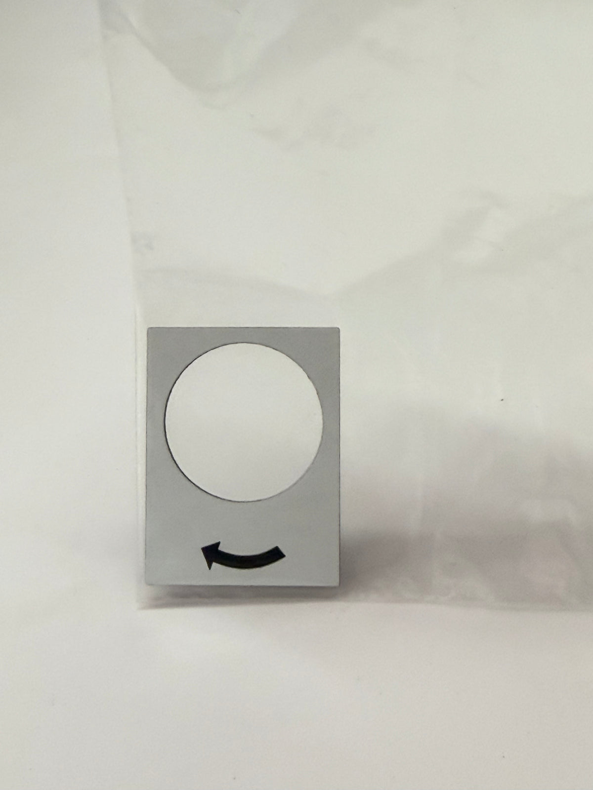 Schneider Electric Harmony XAC Label Slow Right Turn Symbol 30x40mm White - ZB2BY4919