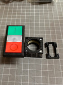 SIEMENS 3SB3101-8DC21 Push Button Green/Red