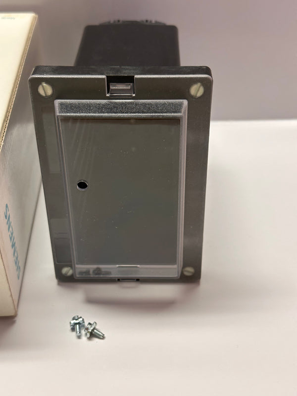 SIEMENS 7XP9010-1 Flush Mounting Socket
