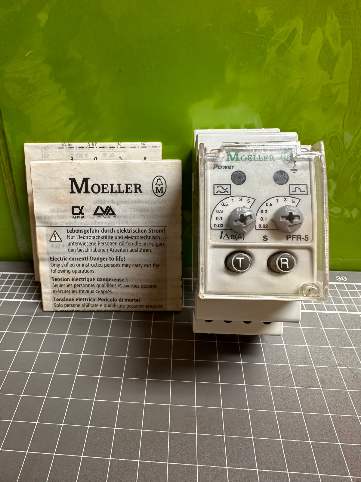 Moeller PFR-5 NZM Series Earth Leakage Circuit Breaker 03-5A, 285557