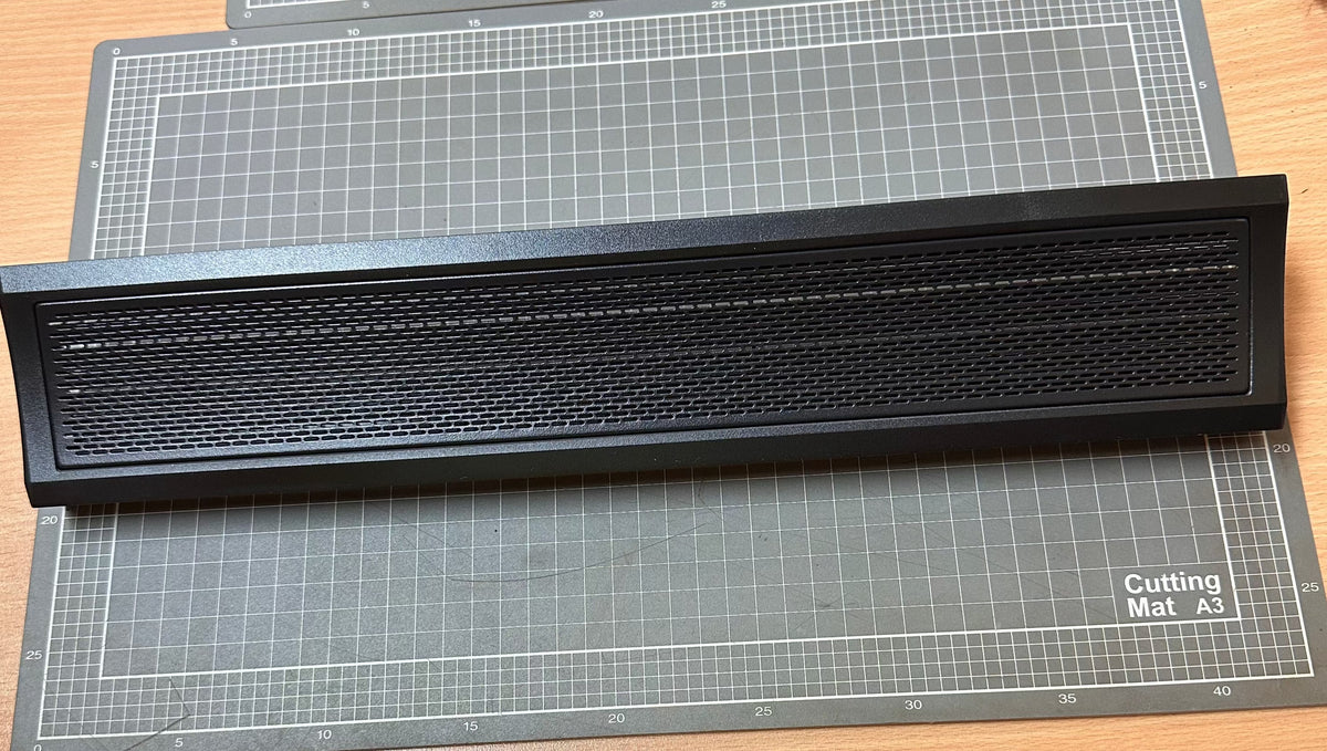 APC SmartUPS Front Bezel Faceplate 876-0013B