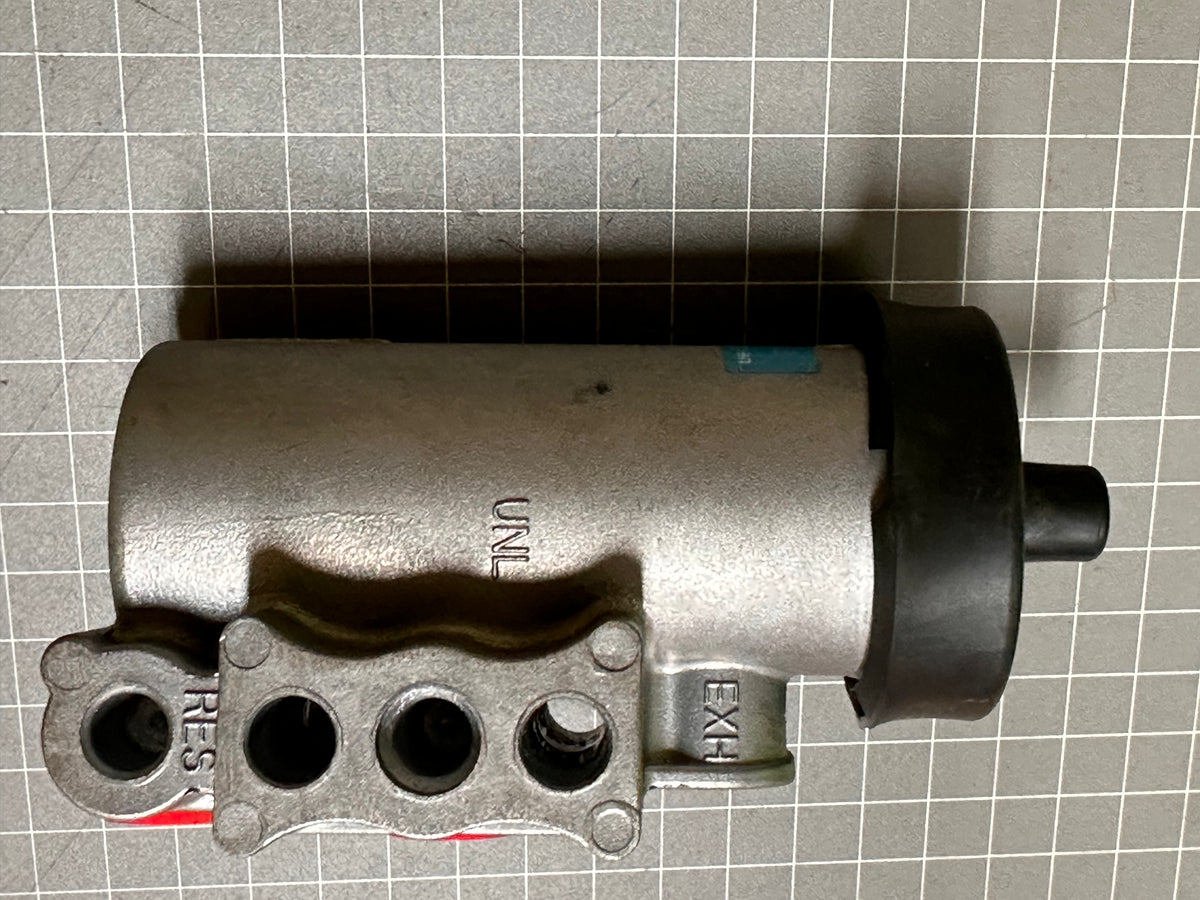 Komatsu 566-35-42530 Air Governor Assembly