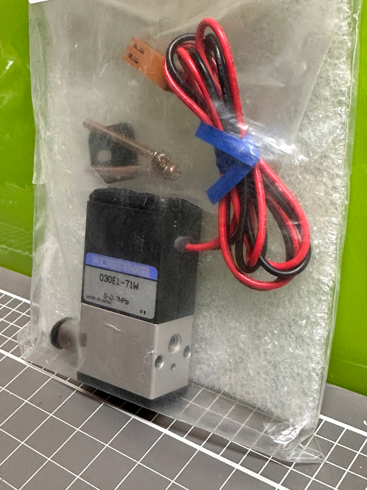 Koganei 030E1 71W / 030E1-71W Solenoid Valve