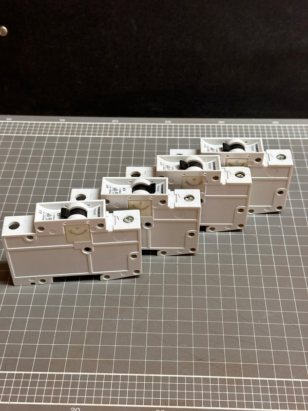 SIEMENS 5SX21 C1 Circuit Breaker, 1 Pole, 1Amp