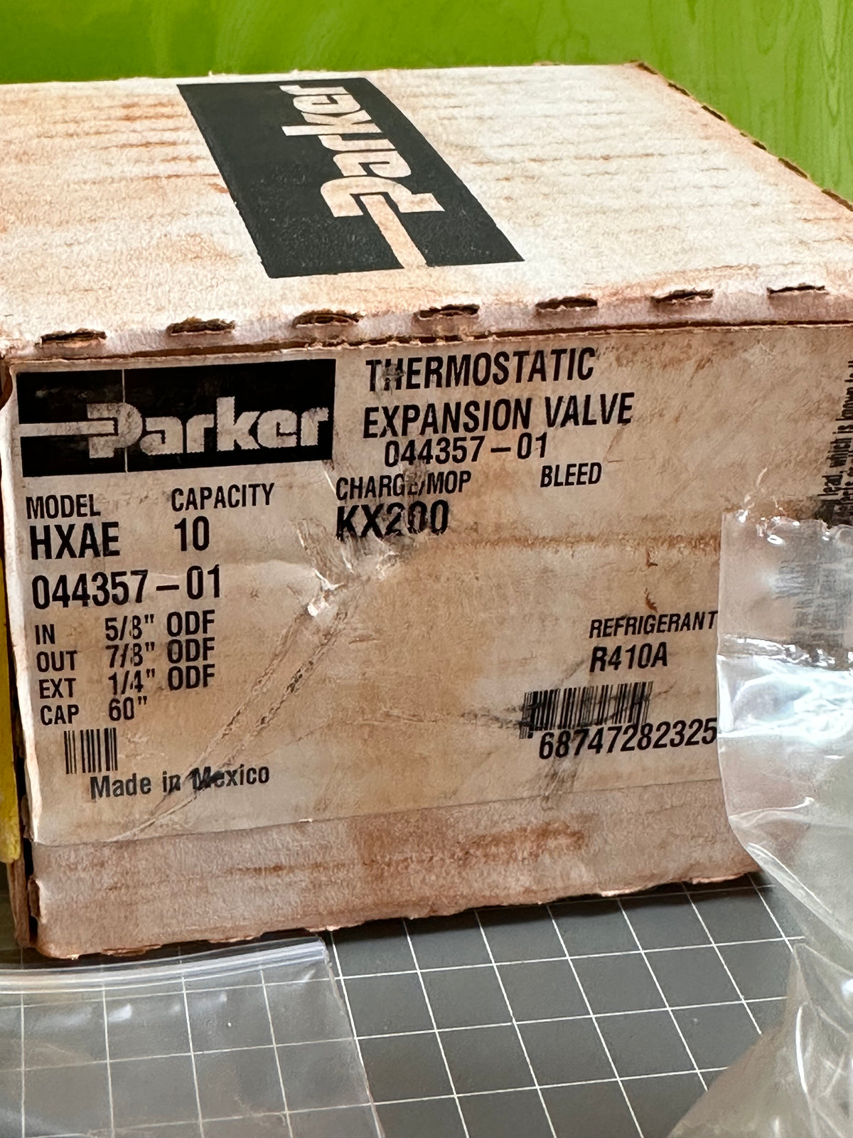 Parker HXAE8KX200 Thermostatic Expansion Valve, R410A Bi-Flow
