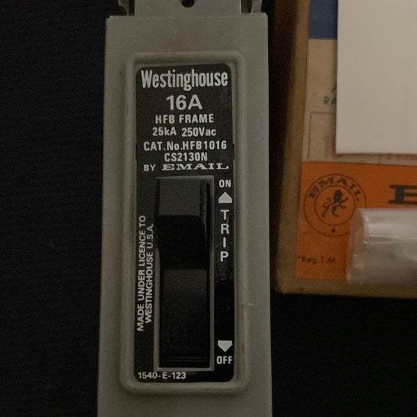 WESTINGHOUSE AB DE ION CIRCUIT BREAKER HFB1016