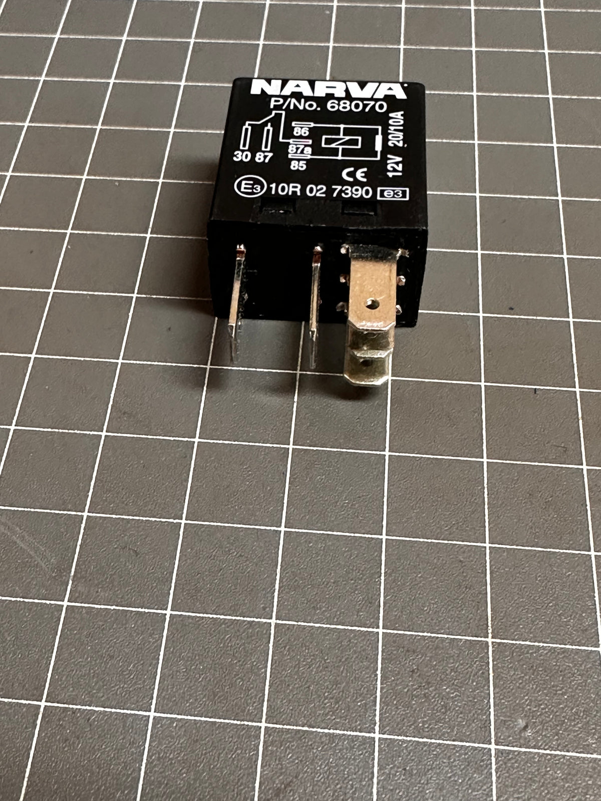 Narva 68070 12V 20A/10A Change-Over Relay – 5 Pin