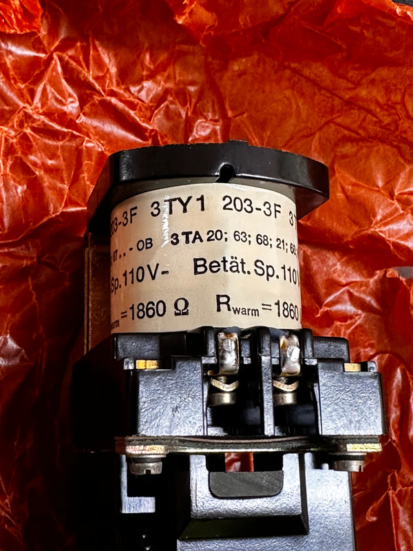 Siemens Industrial Relay 3TA63 06-0B
