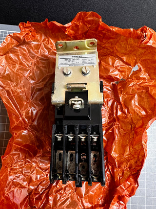 Siemens Industrial Relay 3TA63 06-0B