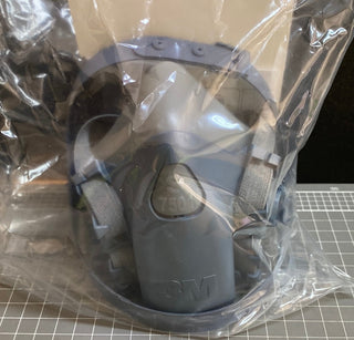 3M 7500 Series, Reusable half Facepiece Respirator Mask , Size Small