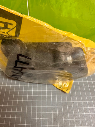 CAT 9N-0477 Adapter