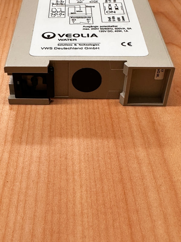STERLING BERKEFELD UR50 Universal Relay